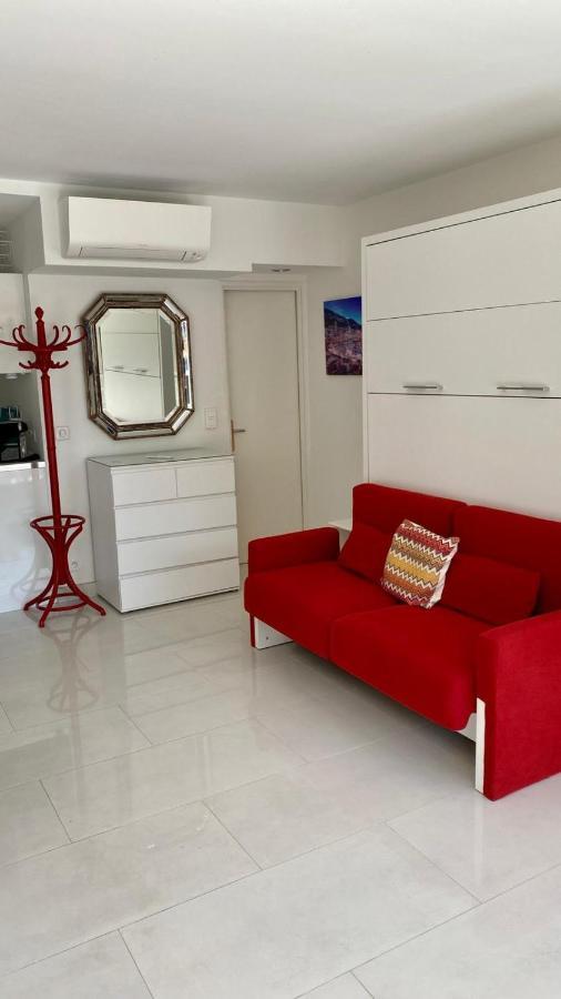 Apartamento Charming Studio With Pool In Saint Tropez Exterior foto